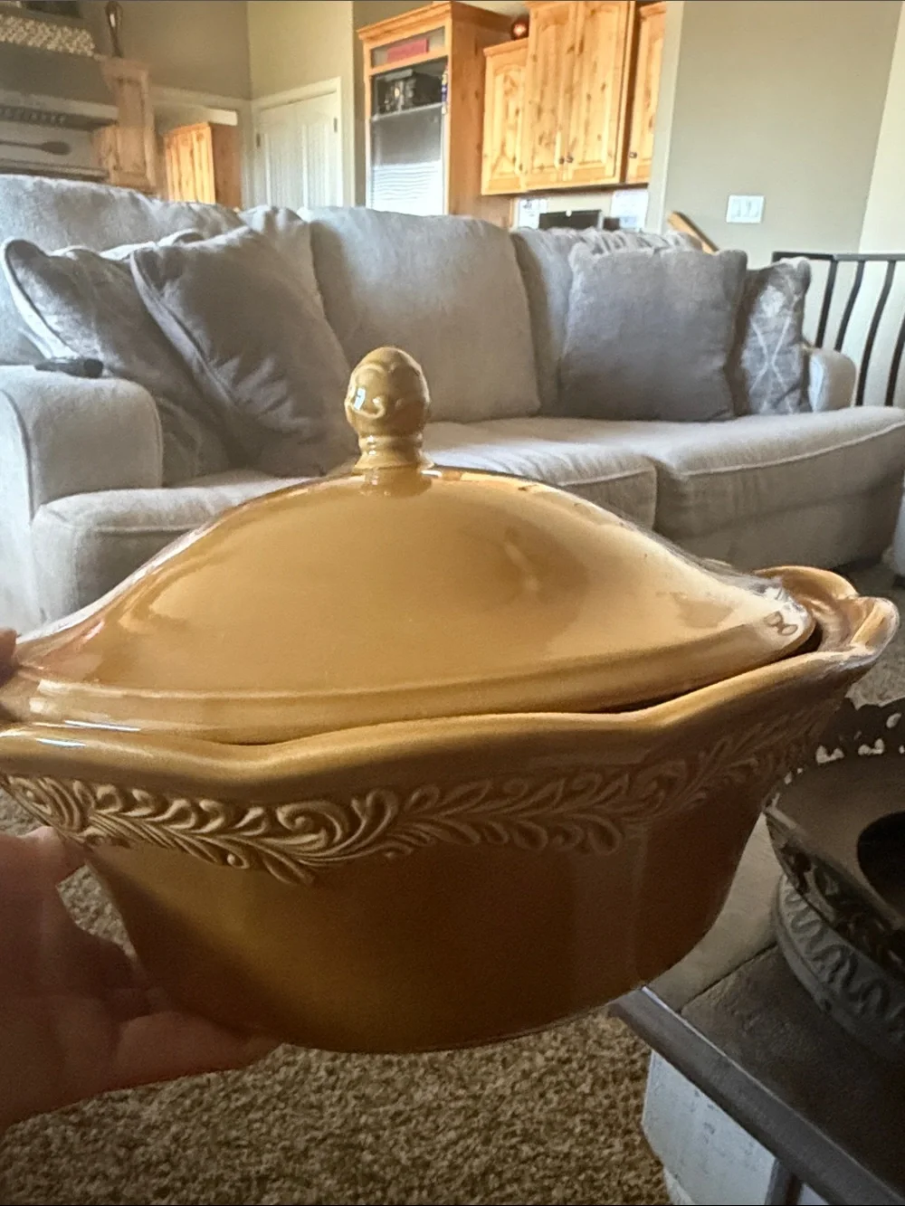 Certified International Heritage bowl and stand